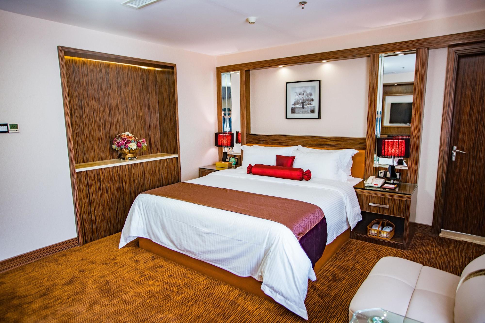 Nanyang King'S Gate Hotel--Free Shuttle Service To Canton Fair Buitenkant foto